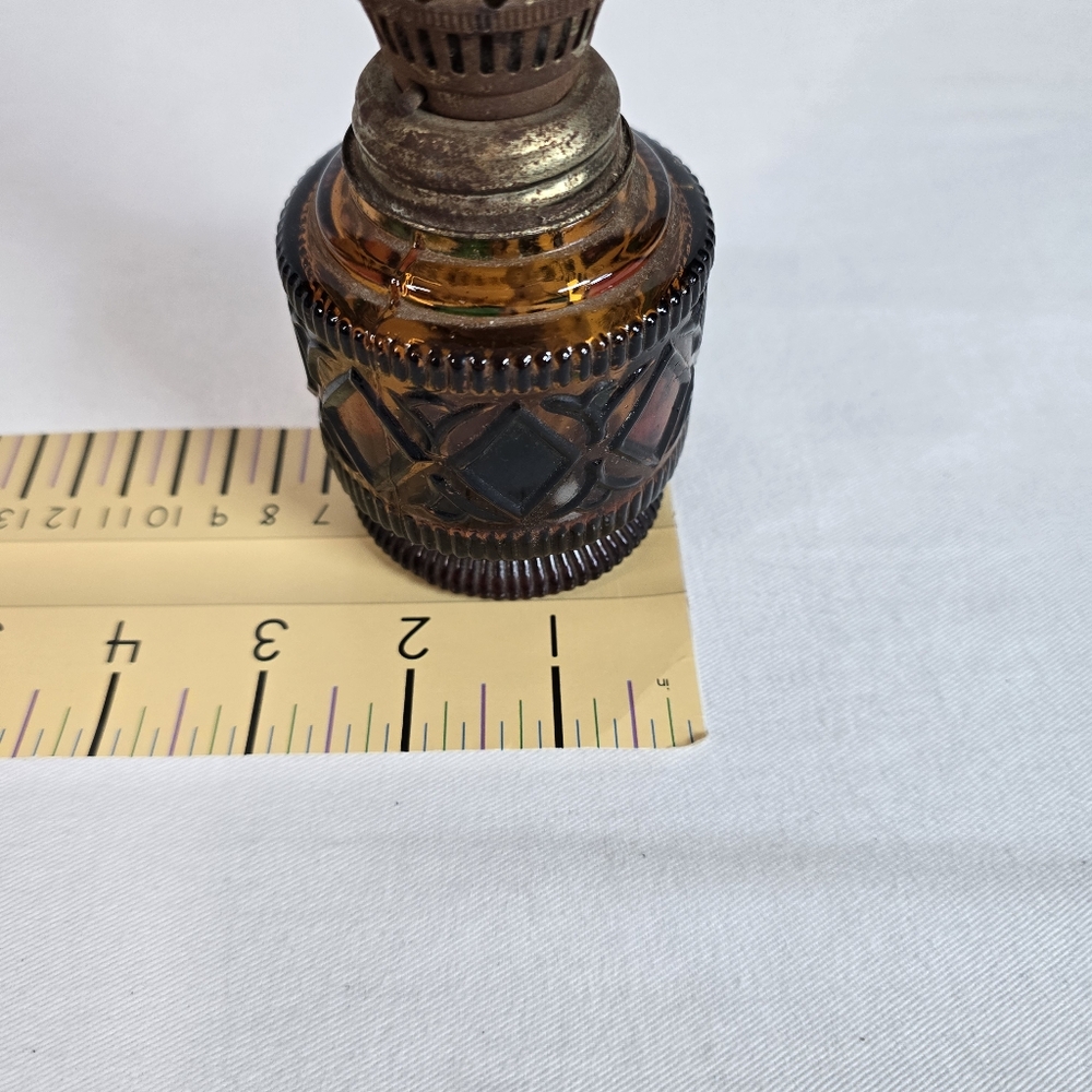 Minature Oil Lamp Made In Hong Kong 8" Tall Amber Stained Glass - Picture 9 of 10